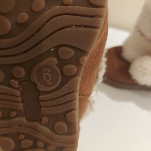 ❣️Girls fur winter boots size 6M (#385) - Picture 5 of 7
